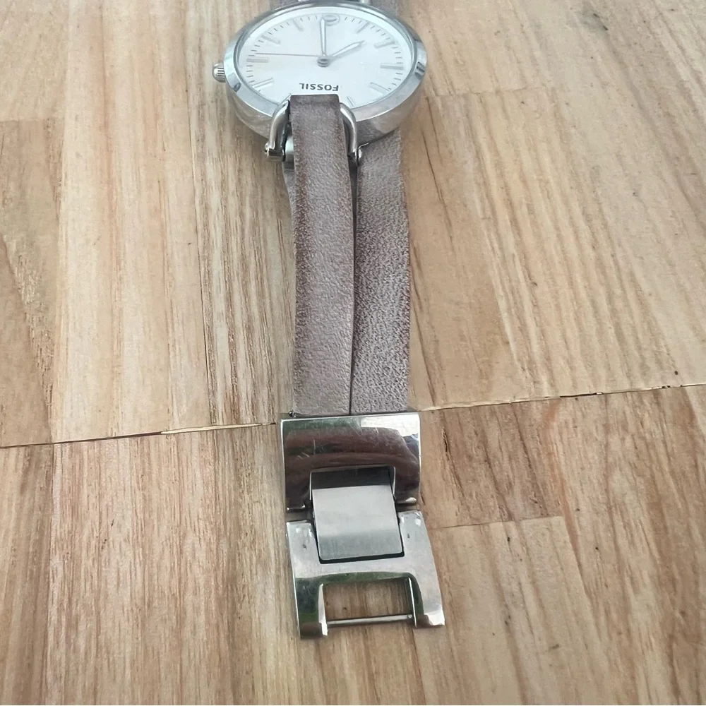 Fossil ladies triple strap brown leather bracelet watch NEW BATTERY